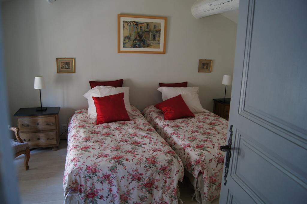 Maison Orsini Villeneuve-lès-Avignon Habitación foto